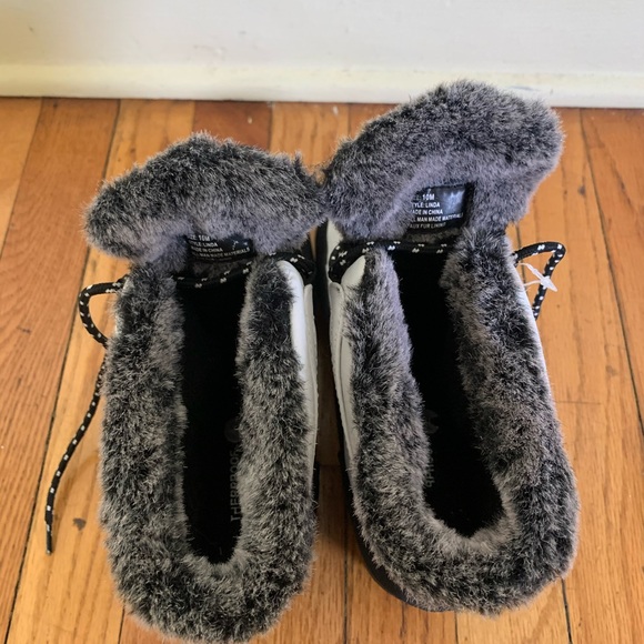 Weatherproof boots black and white - Picture 3 of 5